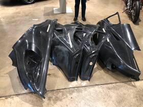 Dbrs9 Aston Martin R10/c5/037-a Racing / Dbr9 Carbon Fiber Rear Quarter Panels And Fr Fender