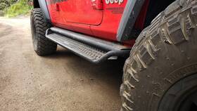 D10052t Go Rhino Drop Down Full Length Step Design Is Ideal For Lifted Vehicles