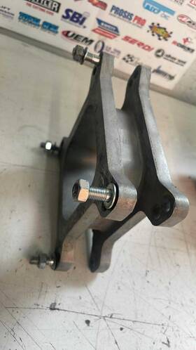 64970 Outlaw Moroso 2in Carb Spacer For 4150 Std 4bbl Carb/intake. #