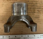 Dana Spicer End Yoke 3-4-39-1 1410 U-joint. Fixed Price $18.00.